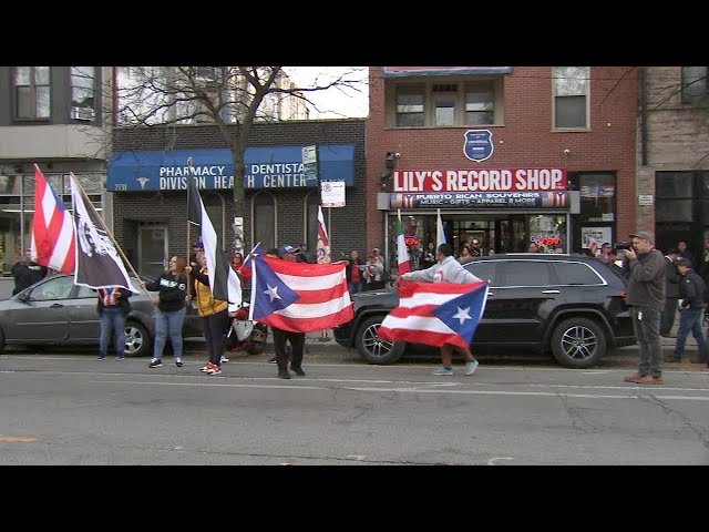 Chicago Puerto Ricans furious at Trump rally 'island of garbage' joke