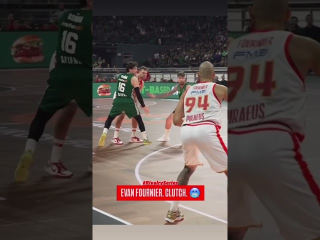 Evan Fournier clutch three-pointer / Olympiacos defeat Panathinaikos 7 times in a row in #euroleague