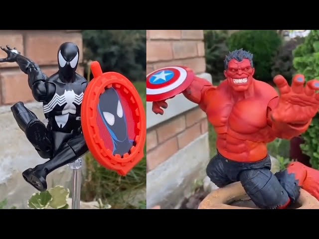 New Marvel Legends Spider-Man & Red Hulk action figures available at Titan Toyz