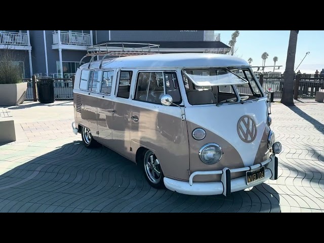 Pismo Beach CA surf event VW Bus show #pismobeach #buswerx