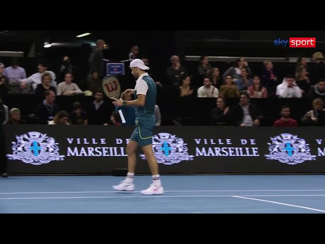 Khachanov-Dimitrov 7-6, 4-6, 6-7. Gli highlights dell'ATP di Marsiglia