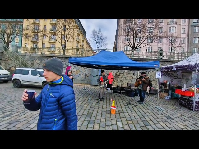 180 VR - Prague 2023 - Christmas markets  on embankment