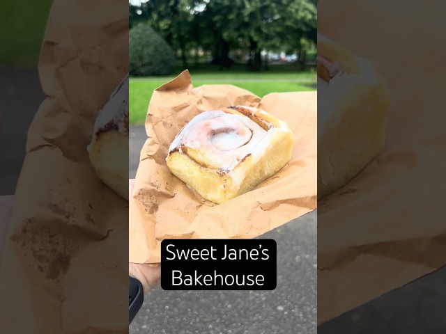 Vegan Cinnamon Bin | Sweet Jane's Bakehouse | Glasgow, Scotland