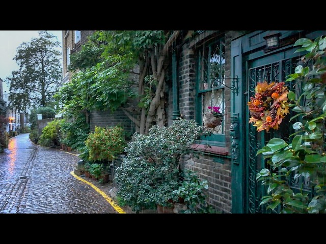 Rainy London Autumn Walk 🍁 South Kensington incl. Mews & The Boltons | 4K HDR