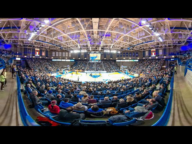 Bulls VR - Record Crowd at Alumni Arena