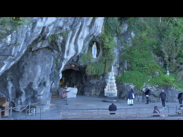 🔴Lourdes+ | Le Sanctuaire Notre-Dame de Lourdes en direct.