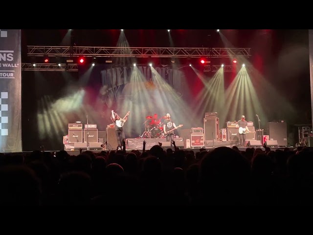 Millencolin - Ray (Live at BEC, Spain 2022)