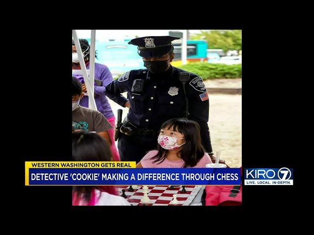 SPD detective using chess to help teach kids life lessons | KIRO 7 NEWS