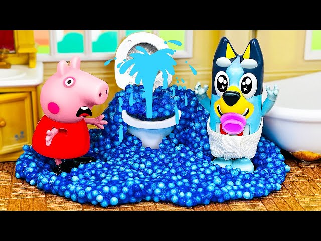 Baby BLUEY Blocks the Toilet 🚽 Taking Care of Baby 👶 Pretend Play with Bluey Toys | Niki's Playhouse