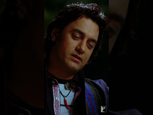 Pyaar mein neend udd jaati hai | #fanaa #aamirkhan #kajol #funnystatus #shayari #yrfshorts