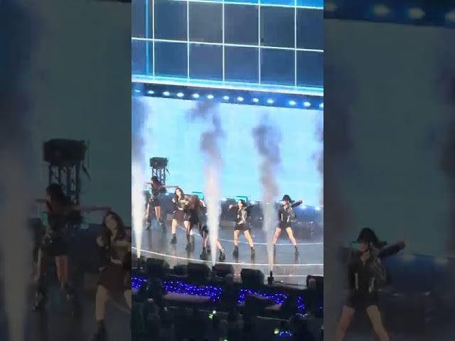 GIDLE - TOMBOY- JINGLE BALL 2023 Washington DC [Fancam]