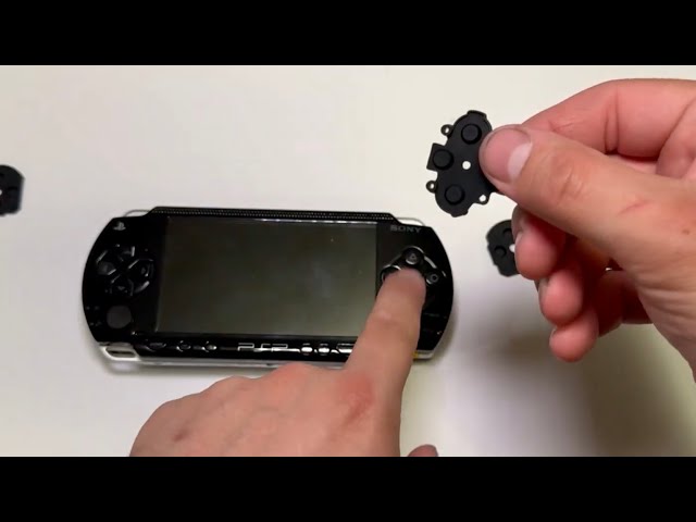 Fixing My Loose PSP Buttons With a New Rubber Membrane / Conductive Pad