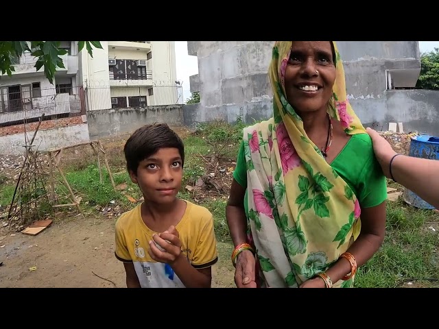 Surprising an Indian Family in Delhi 🇮🇳