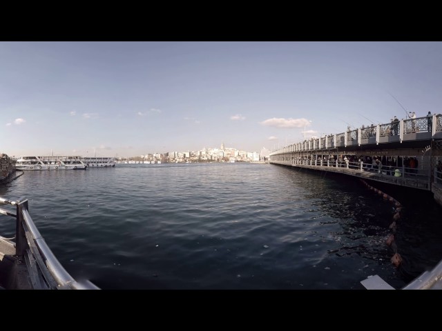 360 video: Galata Bridge, Istanbul, Turkey