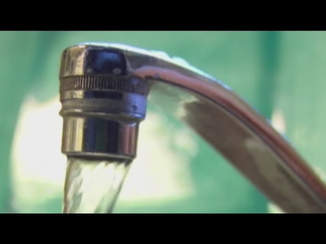 Des Moines homeowners footing bill for pipe replacement