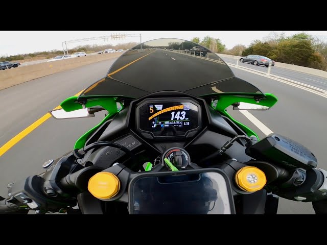 NEW NINJA ZX4RR FULL EXHUAST & RETUNE BREAKS TOP SPEED RECORD!!