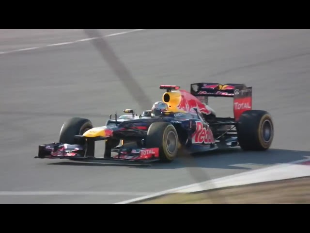 F1 Test Ferrari, McLaren & Red Bull, Their Engine Sound Awesome