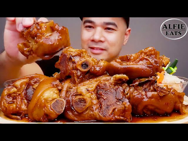 BRAISED PORK KNUCKLE | MUKBANG ASMR | ALFIE EATS