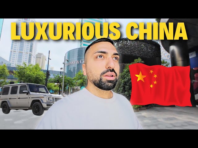 How The RICH Live in CHINA (LUXURIOUS AREA) 🇨🇳