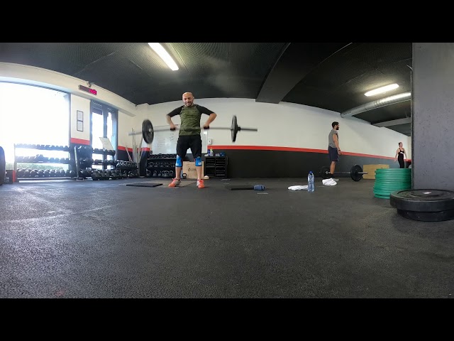 TEAM WOD 20'', 5 ROUNDS FOR TIME ,SYNCHRO Back Squats, Box Jumps, Push Ups, MOTIVATION