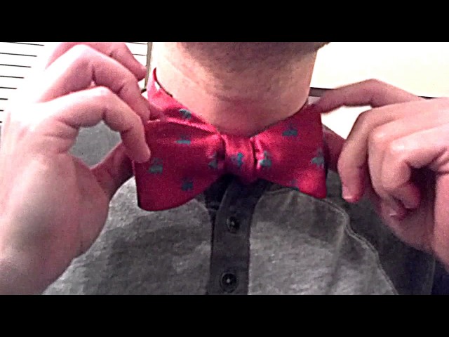 How to tie a bow tie