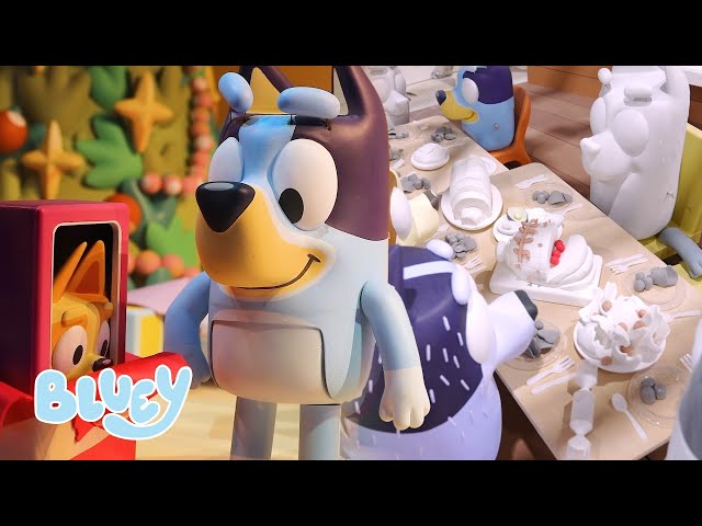 Behind the Scenes of Bluey's Christmas Windows 🎄 | Bluey