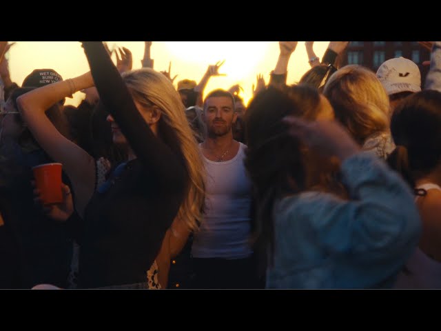 The Chainsmokers - No Shade at Pitti (Official Video)