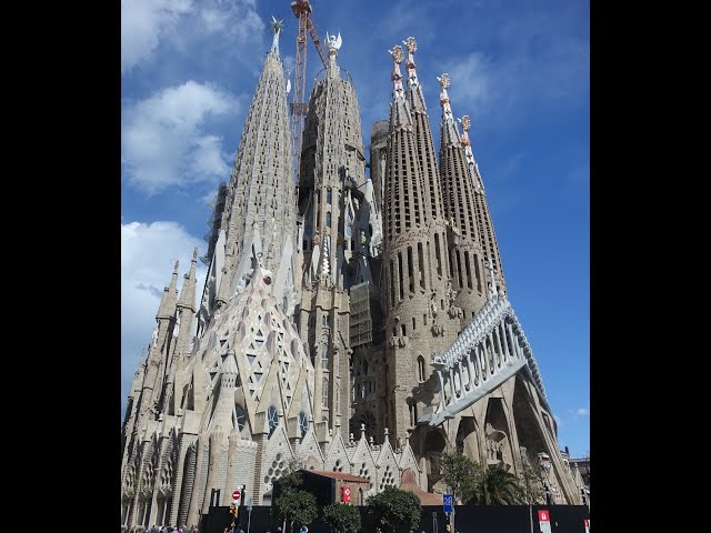 Sagrada Familia Basilica in VR180 Immersive 3D