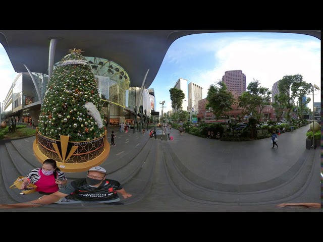 Mr Nor 360 VR Walkabout Christmas in Orchard Part 2