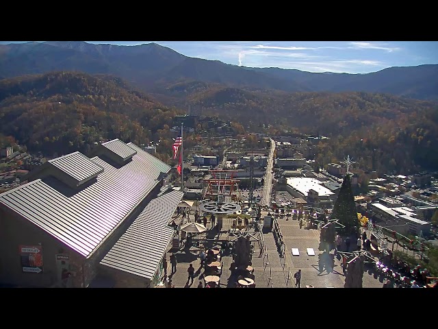 SkyPark LIVE Web Cam - Best View of Gatlinburg & The Great Smoky Mountains