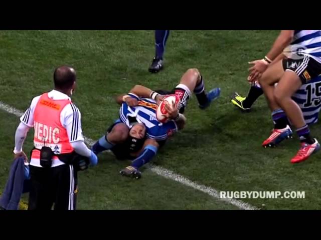 Rudy Paige awkward tackle on Cheslin Kolbe