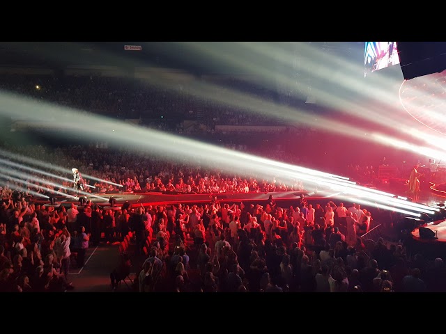 Queen and Adam Lambert @ Adelaide Entertainment Centre .Amazing Encore