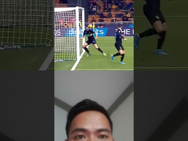 Defender tugasnya bertahan #bestdefence #football #edit #soccer #shortvideo