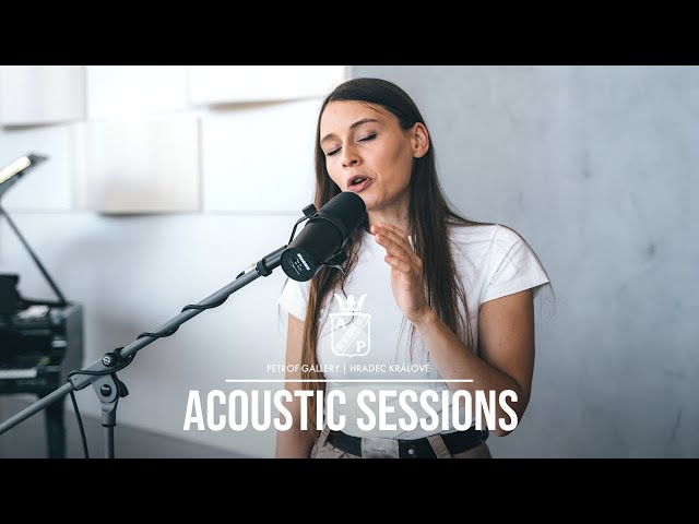 Kateřina Marie Tichá - Vítr | PETROF Acoustic Sessions | LIVE