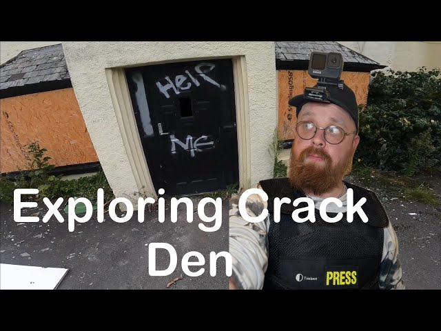 Exploring Crack Den! Dangerous!