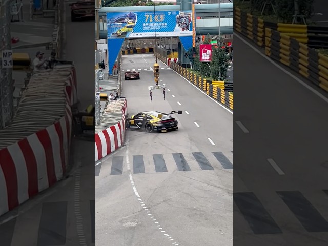 2024 Macau Grand Prix - Day 3: Porsche 911 GT3 crash, GT World Cup Qualifying