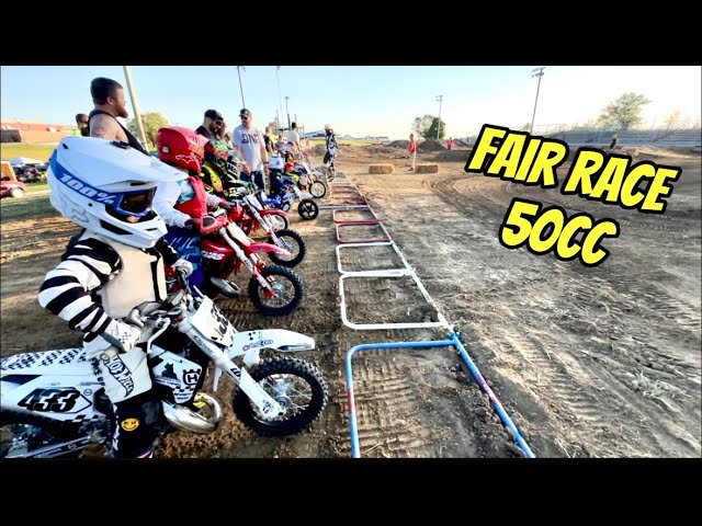 Kids racing dirtbikes TC50 vs cobra 50, Fair Race!