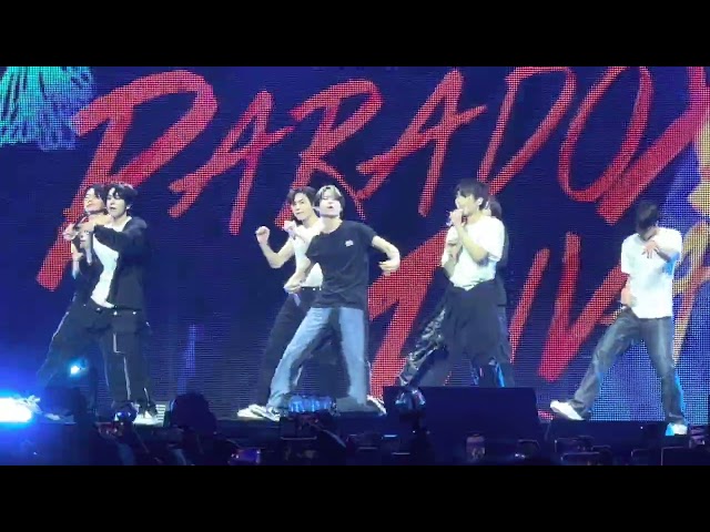 221002 4K FANCAM 'ParadoXXX Invasion' - ENHYPEN WORLD TOUR 'MANIFESTO' @ Anaheim, CA