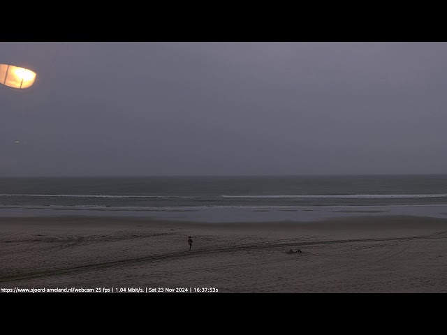 VVV Nes | vvvameland.nl | Strandpaviljoen Sjoerd camera 02. (4K)