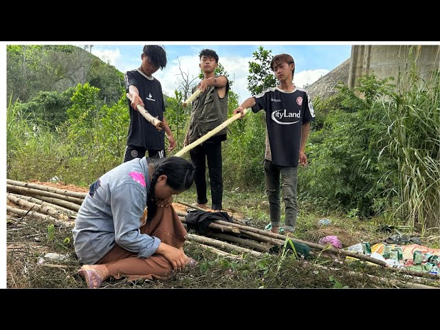 Ly Tu Nhat builds house and faces threats|Single mother