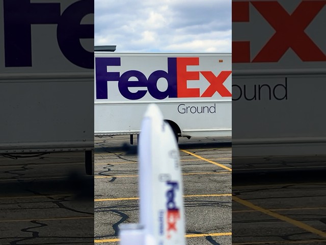 Another FedEx truck #plane #courier #aviation ￼