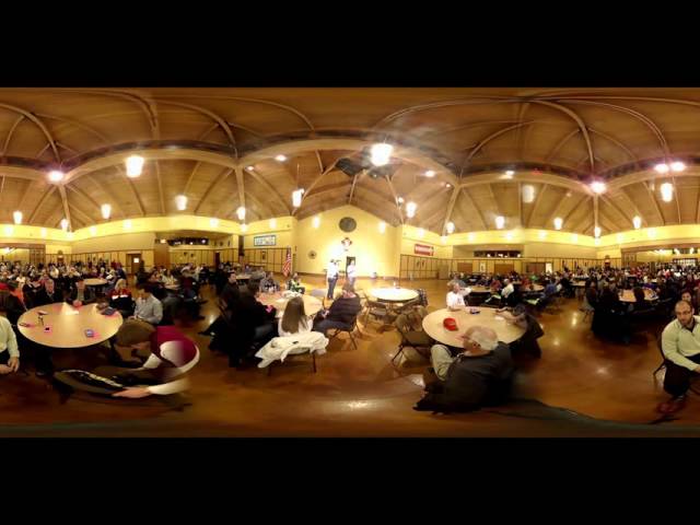 Watch a Republicans caucus in 360º