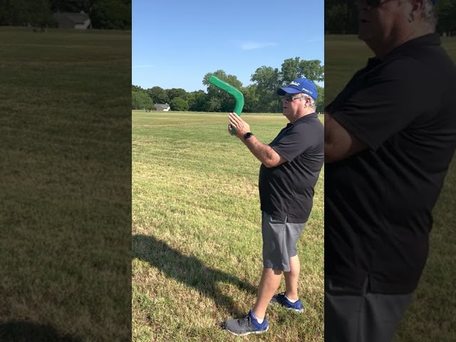 How to Throw a Boomerang