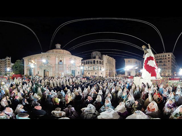 Revive las Fallas en 360º: Ofrenda a la Mare de Déu, mascletà y misa de San José