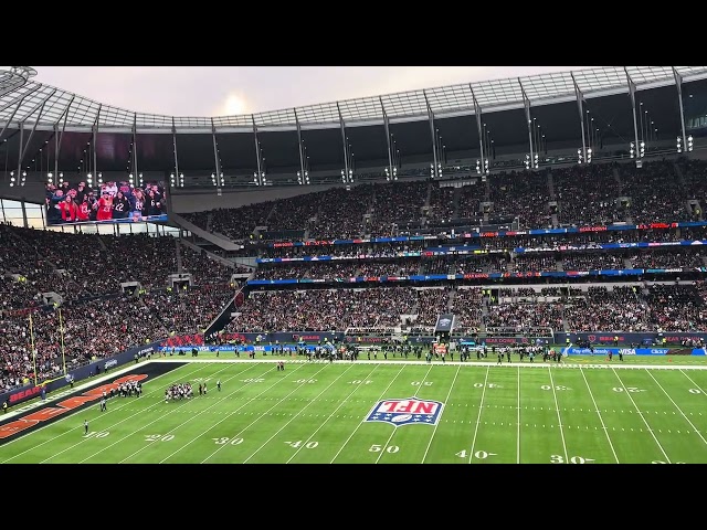 Sweet Caroline @ Tottenham Hotspur Stadium (October 13, 2024)