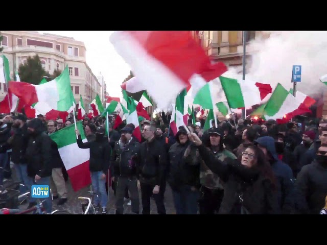 Bologna, tensione per le manifestazioni contrapposte