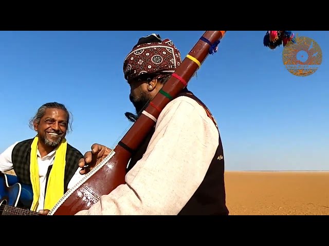 "Spontaneous Desert Jam: Mooralala Marwad & Neelkanth Vattikula | 'Pahiya |Life Philosophy Song"