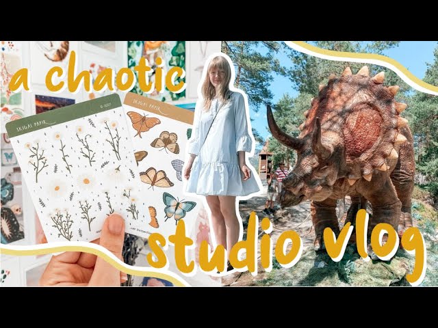 Stationery shopping in Oslo, new stickers, and lots of animals! // mochi vlog #3