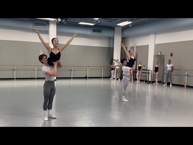 Pas de Deux class combination