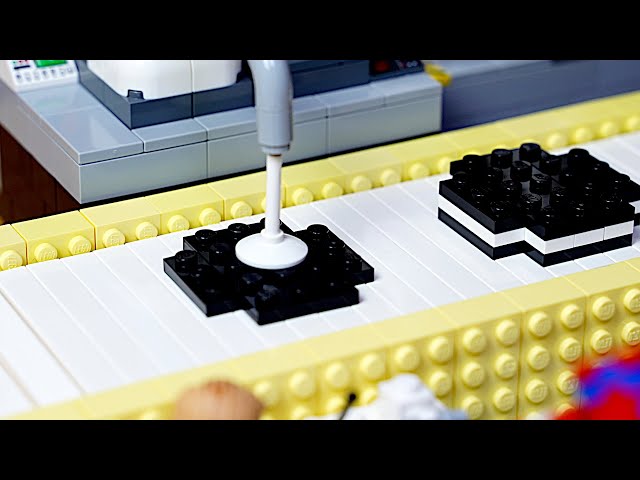 Lego Oreo Factory - Stop Motion Cooking